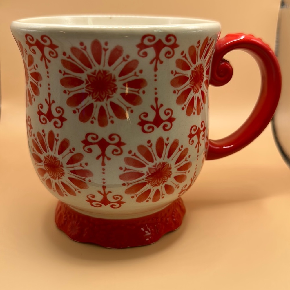 Pioneer woman coffee mug